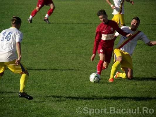 SC Bacau - FCM Dinamo Onesti (1)