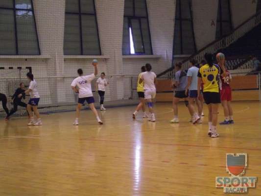Antrenament Stiinta Bacau handbal feminin 1