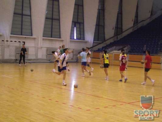 Antrenament Stiinta Bacau handbal feminin 3