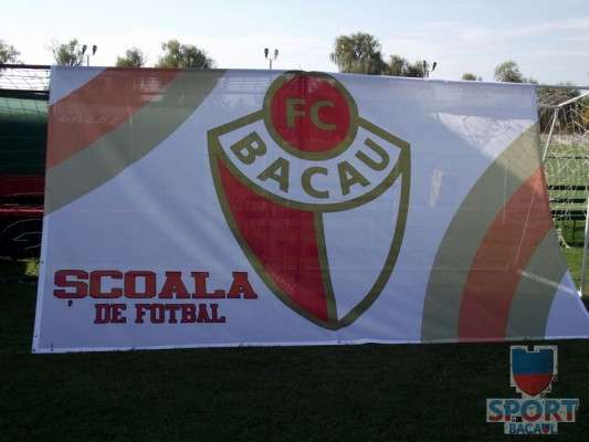 Scoala de Fotbal FC Bacau a pornit la drum  2